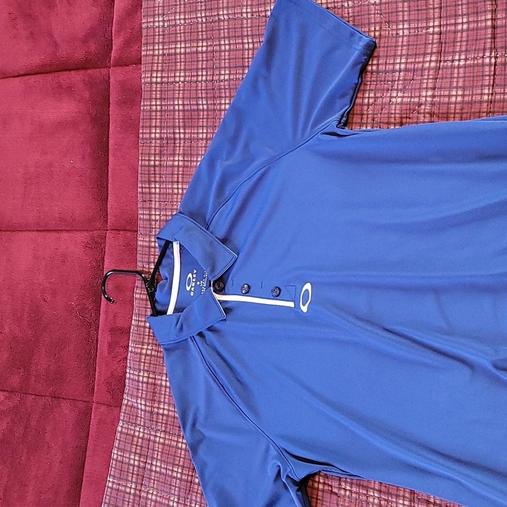 Oakley golf shirt